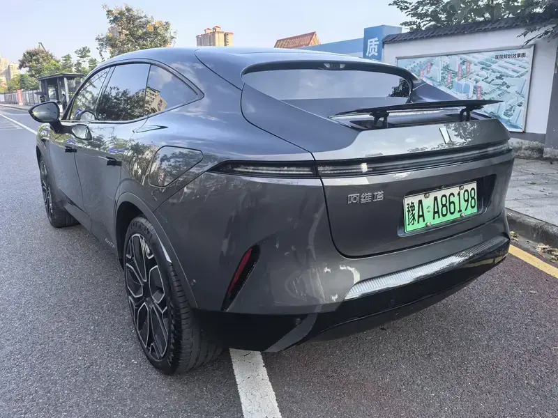 2023 Avatr 11 с пробегом 54 000 км