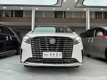2022 Buick GL8 с пробегом 31 000 км