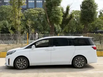 2023 Buick GL8 с пробегом 104 000 км