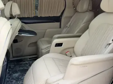 2023 Buick GL8 с пробегом 104 000 км