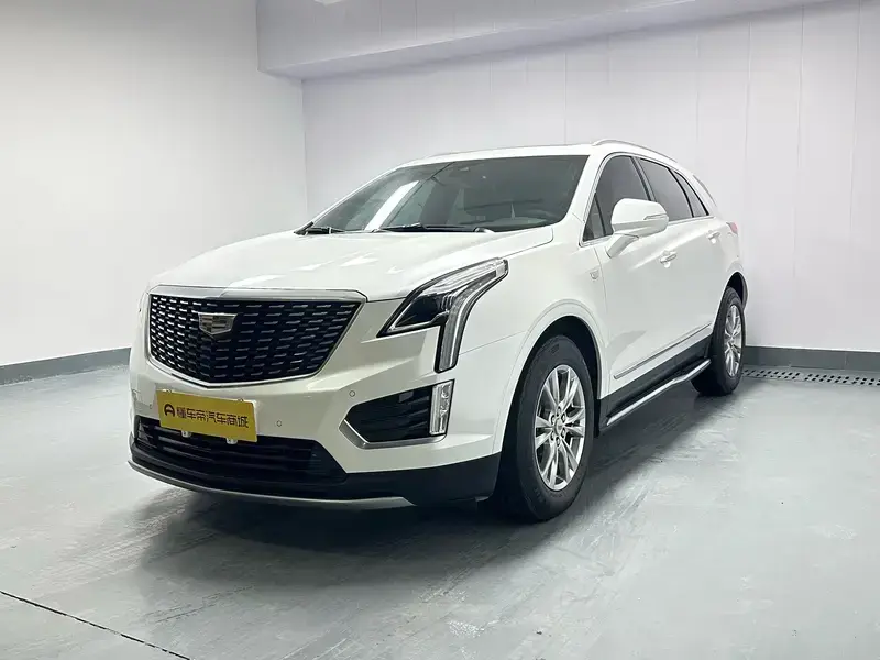 2021 Cadillac XT5 с пробегом 74 800 км
