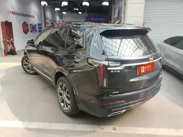 2020 Cadillac XT6 с пробегом 21 000 км