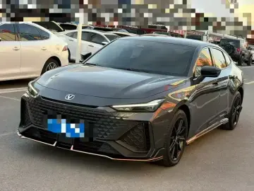 2023 Changan UNI-V с пробегом 40 000 км