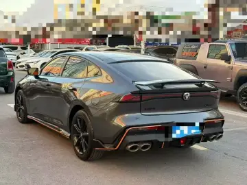 2023 Changan UNI-V с пробегом 40 000 км