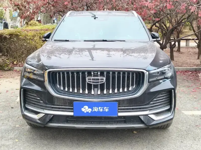 2024 Geely Monjaro с пробегом 11 000 км