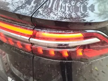 2024 Geely Monjaro с пробегом 11 000 км