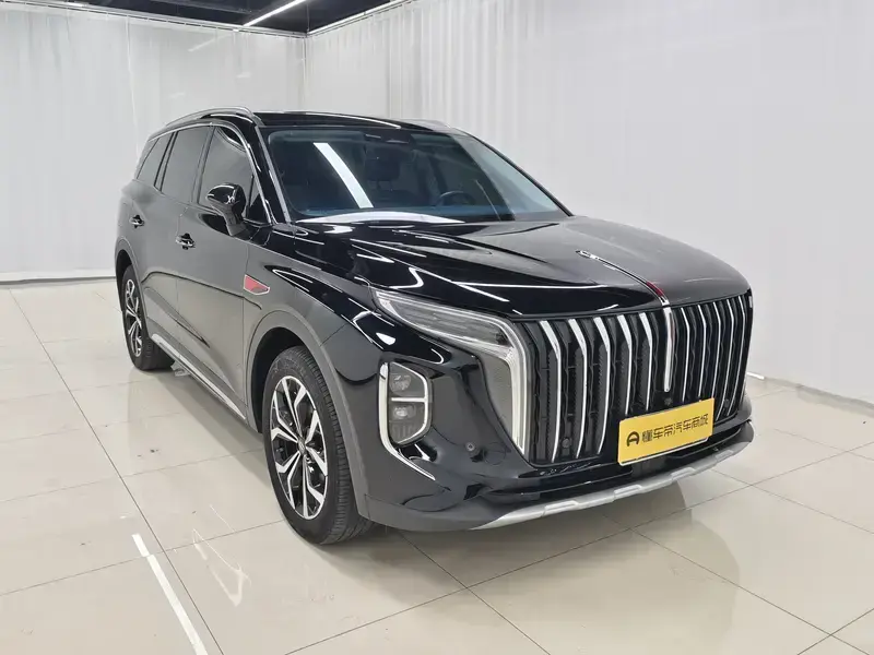2023 Hongqi HS7 с пробегом 25 700 км