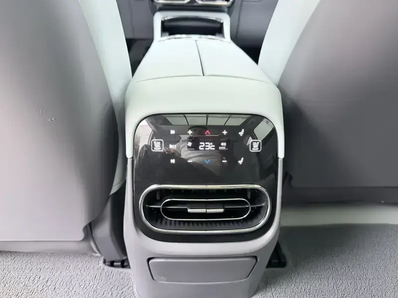 2024 Leapmotor C01 с пробегом 35 000 км