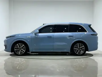 2024 Li Auto (Lixiang) L8 с пробегом 56 200 км