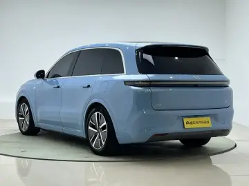 2024 Li Auto (Lixiang) L8 с пробегом 56 200 км