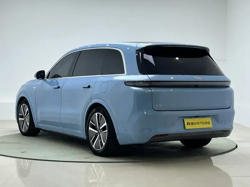 2024 Li Auto (Lixiang) L8 с пробегом 56 200 км