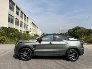 2022 Lynk & Co 05 с пробегом 67 000 км