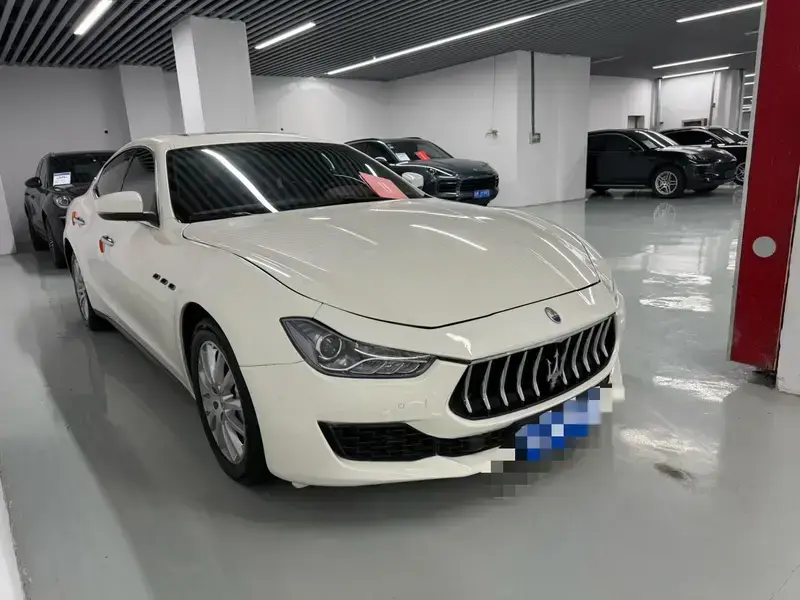 2021 Maserati Ghibli с пробегом 50 600 км
