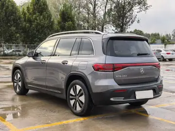 2023 Mercedes-Benz EQB с пробегом 56 000 км
