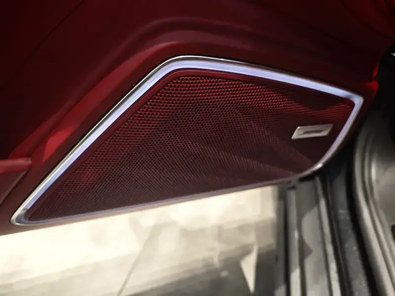 2023 Porsche Panamera с пробегом 22 000 км