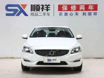 2018 Volvo S60 с пробегом 46 000 км