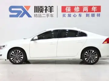2018 Volvo S60 с пробегом 46 000 км