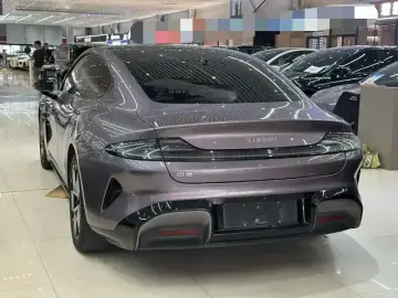 2024 Xiaomi SU7 с пробегом 22 000 км