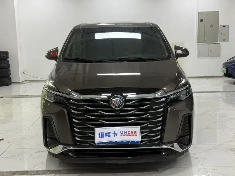 2023 Buick GL8 с пробегом 135 000 км