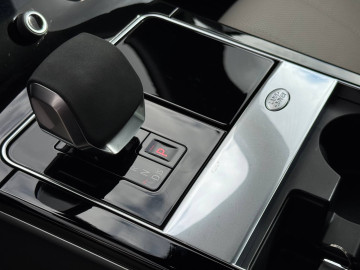 2022 Land Rover Range Rover Velar с пробегом 24 000 км