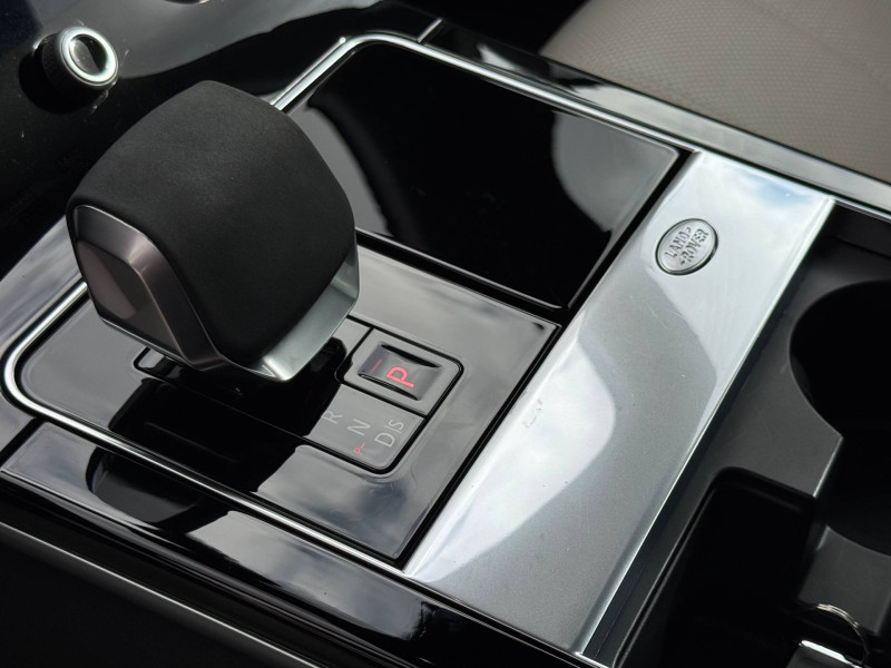 2022 Land Rover Range Rover Velar с пробегом 24 000 км