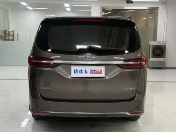 2023 Buick GL8 с пробегом 135 000 км