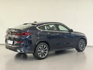 2023 BMW X6 с пробегом 5 000 км