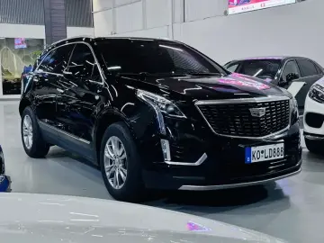 2022 Cadillac XT5 с пробегом 34 000 км