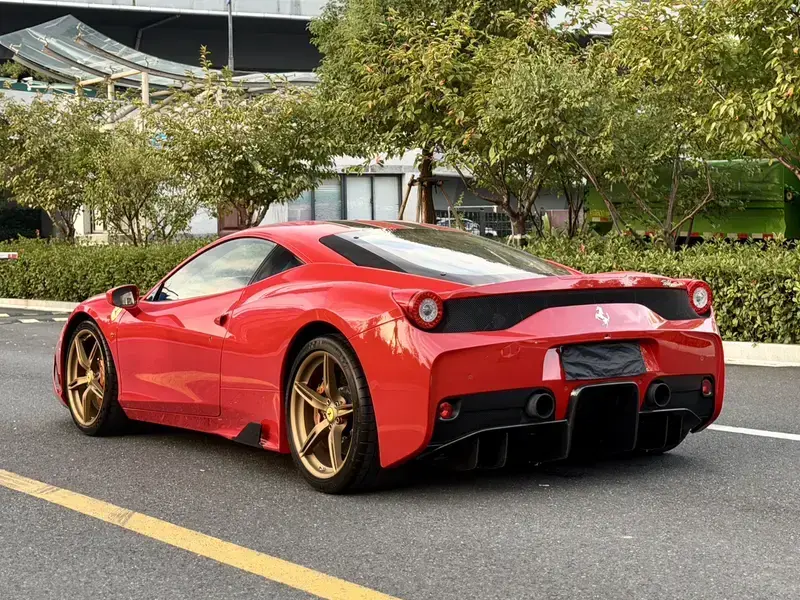 2014 Ferrari 458 с пробегом 38 000 км