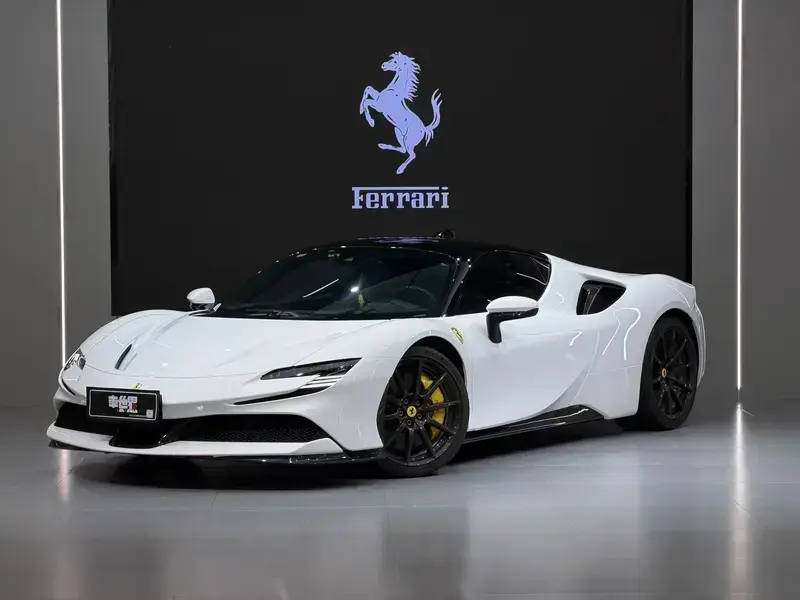 2019 Ferrari SF90 с пробегом 12 700 км