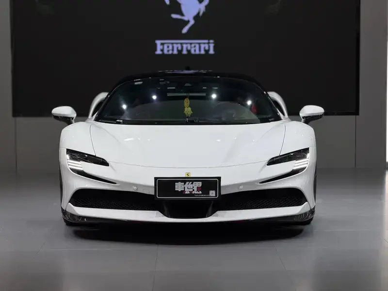 2019 Ferrari SF90 с пробегом 12 700 км