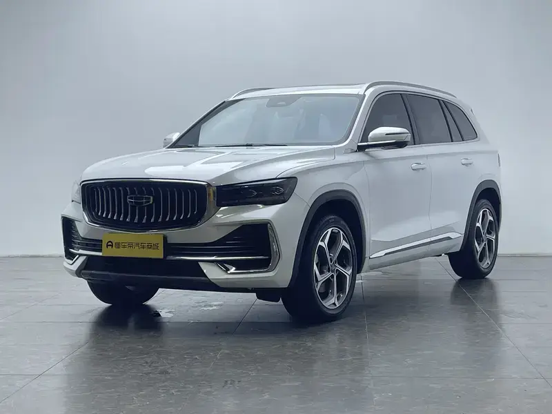2024 Geely Monjaro с пробегом 5 600 км