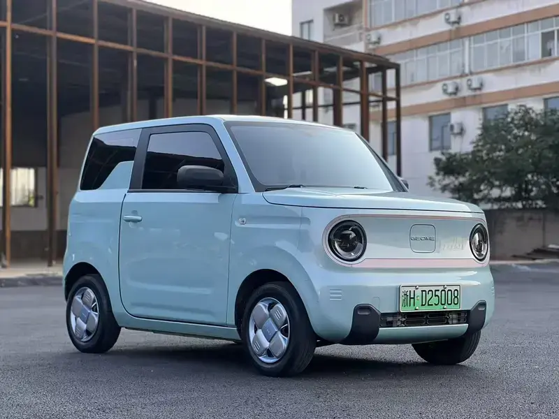 2023 Geely Panda с пробегом 43 000 км