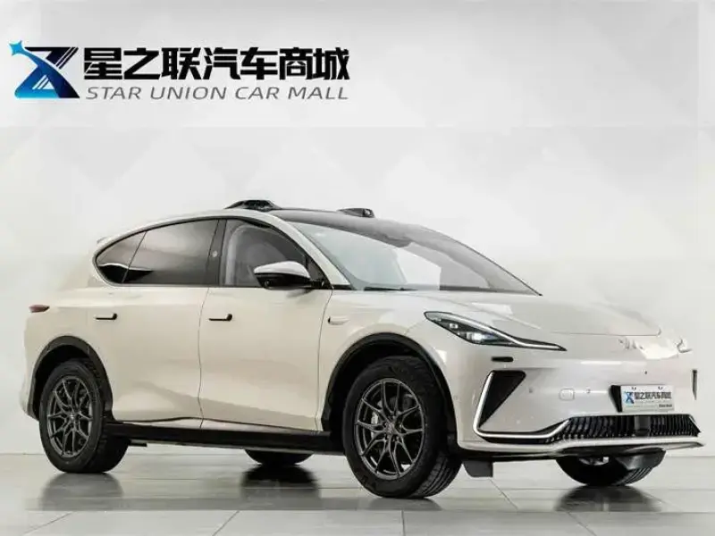 2024 IM Motors (Zhiji) LS7 с пробегом 100 км