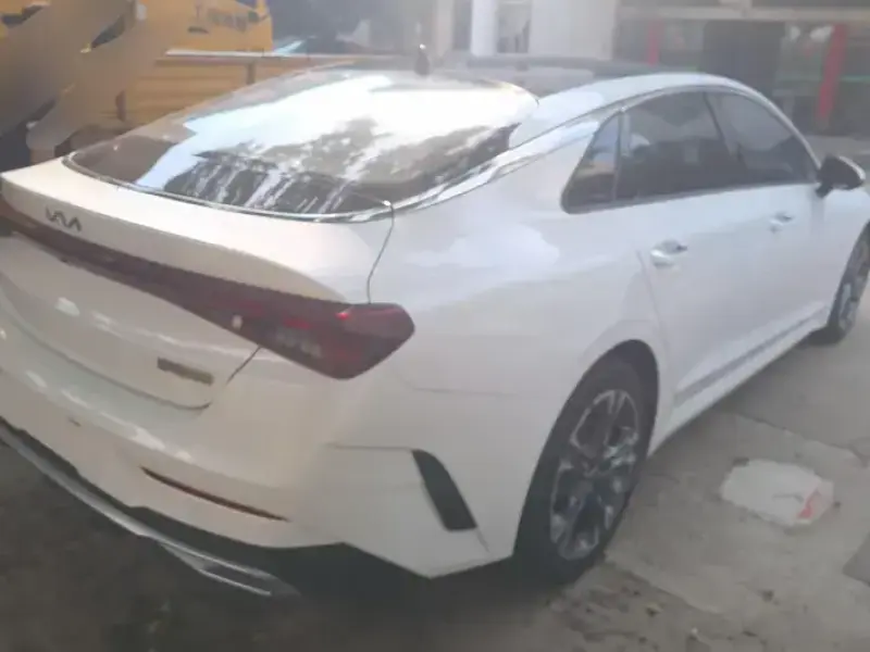 2020 Kia K5 с пробегом 52 000 км