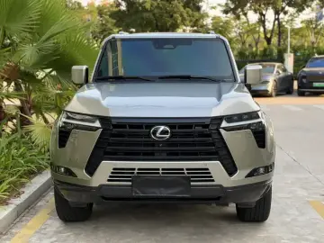 2024 Lexus GX с пробегом 20 000 км