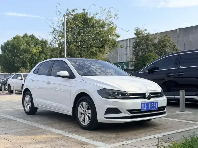 2021 Volkswagen Polo с пробегом 15 000 км