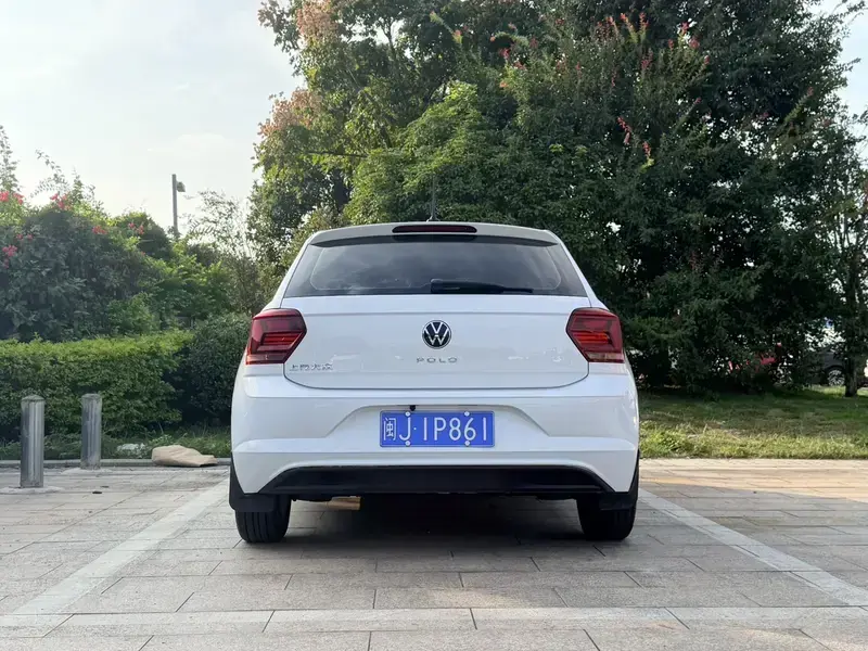 2021 Volkswagen Polo с пробегом 15 000 км