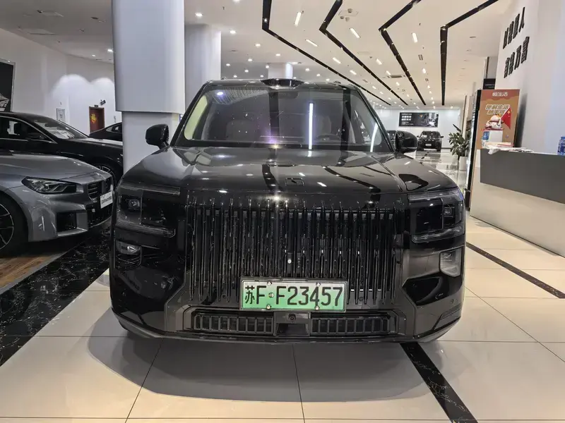 2025 Zeekr 9X с пробегом 9 800 км