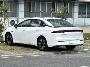 2020 Aion S с пробегом 77 000 км