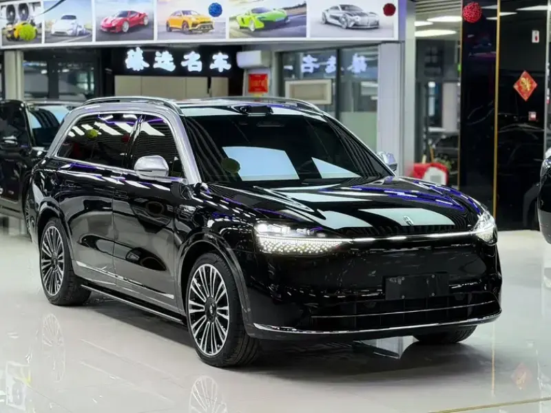 2024 Aito M9 с пробегом 16 000 км