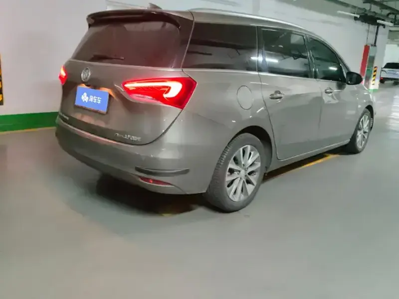 2021 Buick GL6 с пробегом 53 000 км
