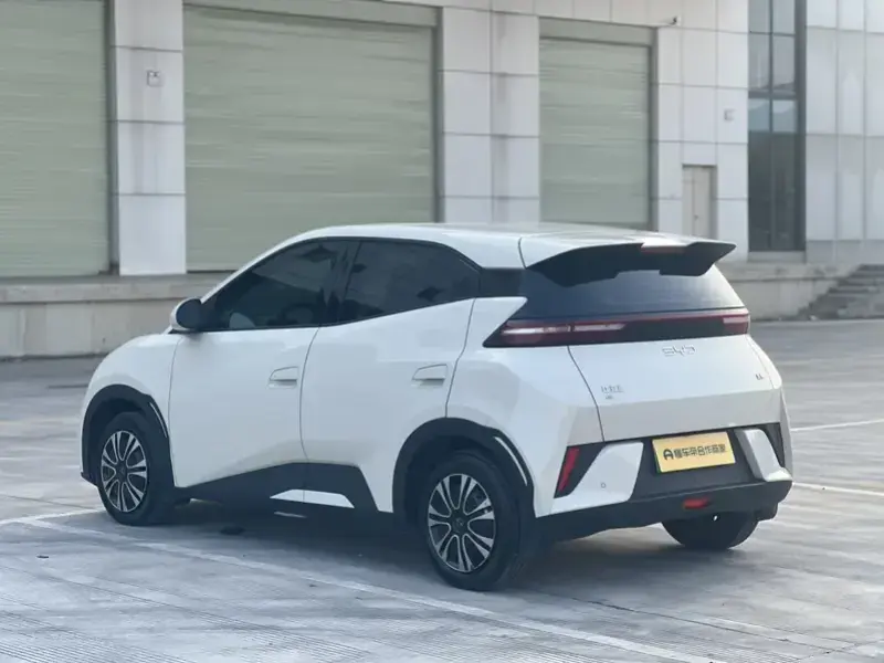 2025 BYD Seagull с пробегом 17 000 км
