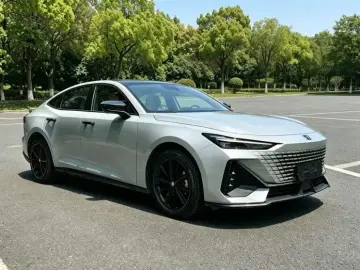 2022 Changan UNI-V с пробегом 56 000 км
