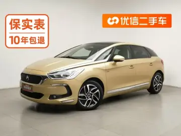 2015 DS 5 с пробегом 90 300 км