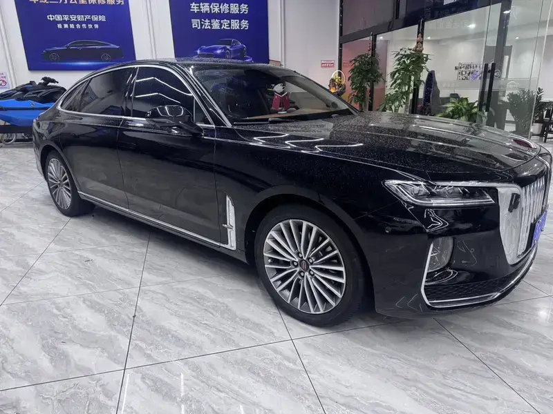 2020 Hongqi H9 с пробегом 53 000 км