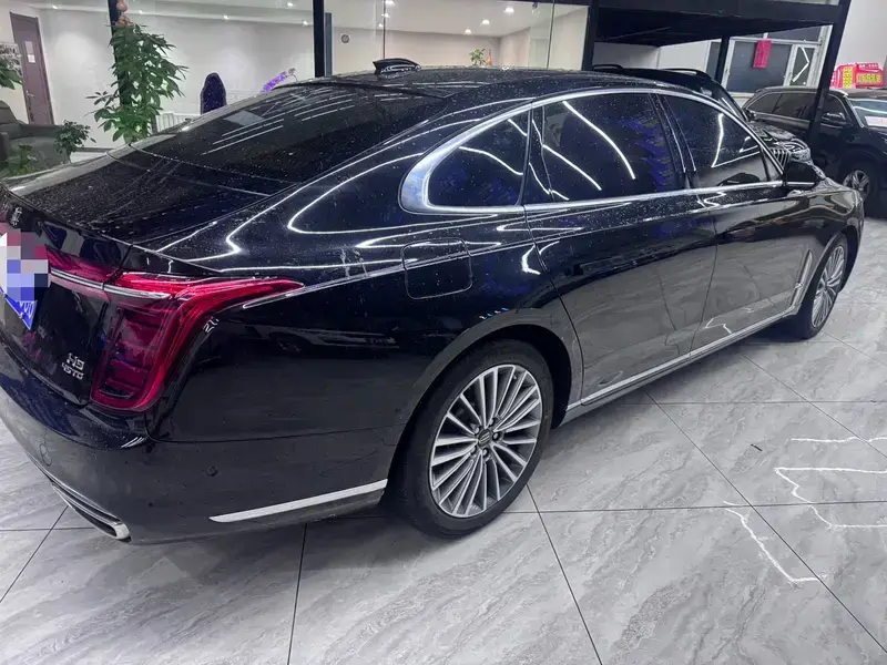 2020 Hongqi H9 с пробегом 53 000 км