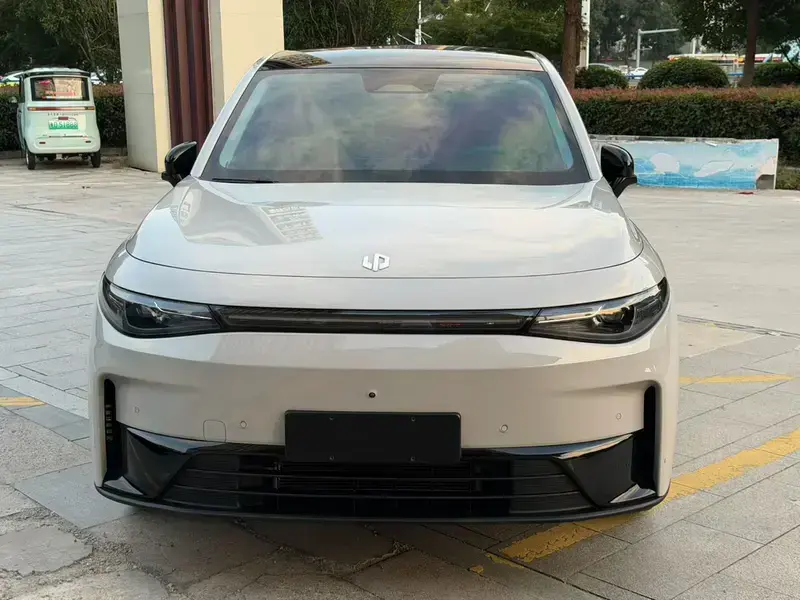 2024 Leapmotor C10 с пробегом 39 000 км