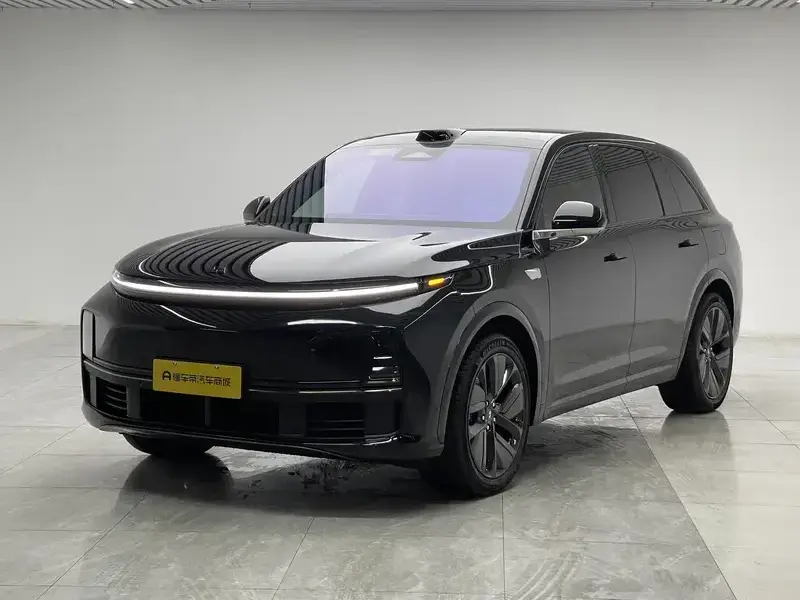2024 Li Auto (Lixiang) L7 с пробегом 24 300 км