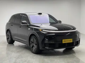 2024 Li Auto (Lixiang) L7 с пробегом 24 300 км